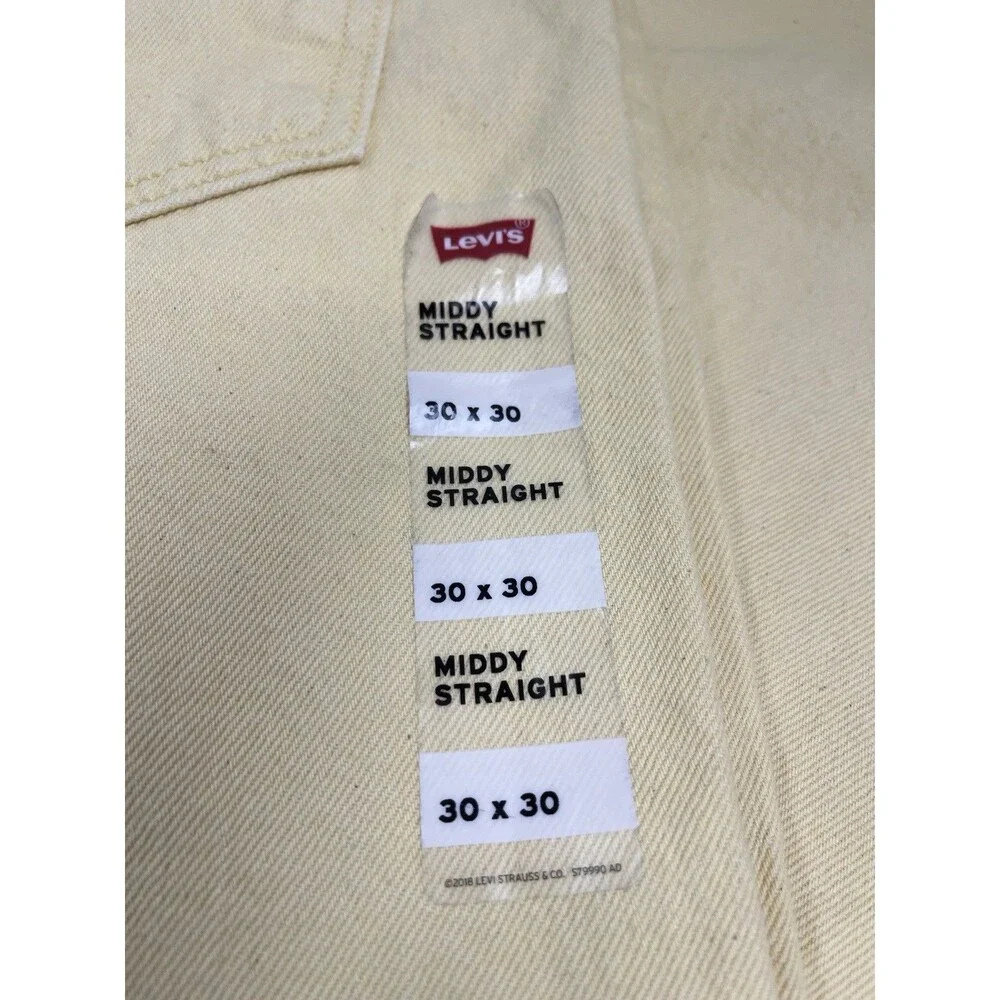 Yellow Levi’s Jeans New With Tag Middy Straight Leg 30x30 Women’s Denim 2022